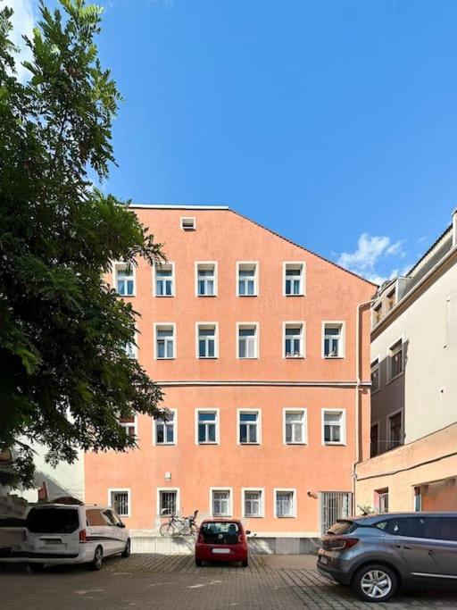 Modern Eingerichtete Wohnung Im Stadtzentrum Zittau Kostenloser Parkplatz Exterior foto