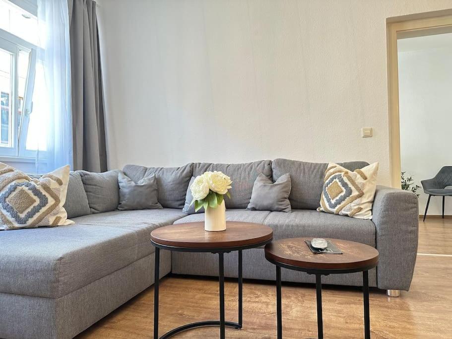 Modern Eingerichtete Wohnung Im Stadtzentrum Zittau Kostenloser Parkplatz Exterior foto